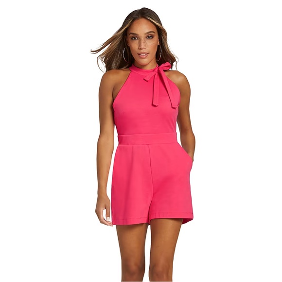 NEW‼️NEW YORK & COMPANY ROMPER‼️SHORTS‼️OPEN BACK TIE NECK - Picture 5 of 8